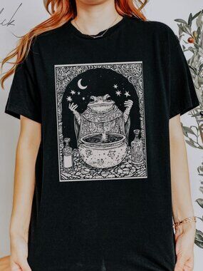 Frog Wizard Medieval Shirt, Goblincore Weirdcore Meme Tee